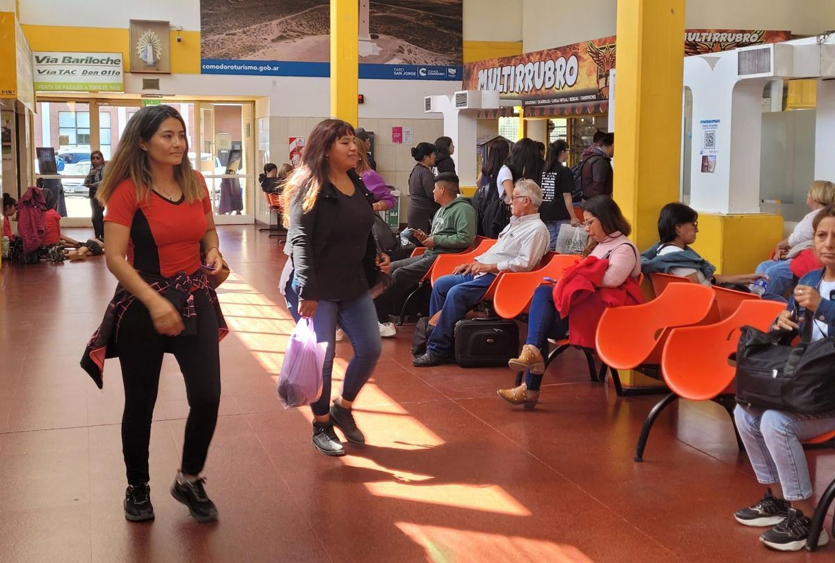 Hay demora para poder acceder a pasajes en la Terminal debido a la demanda y casi no hay pasajes para el mismo día