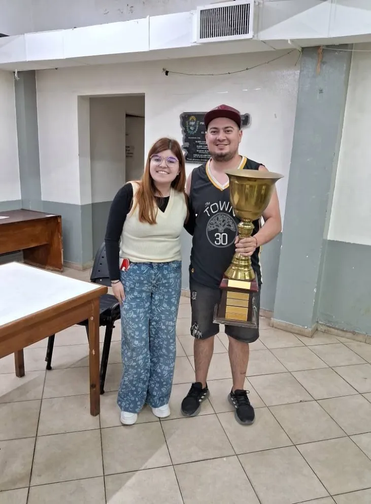 Maximiliano Aguinaga se adjudicó el Abierto de Primera