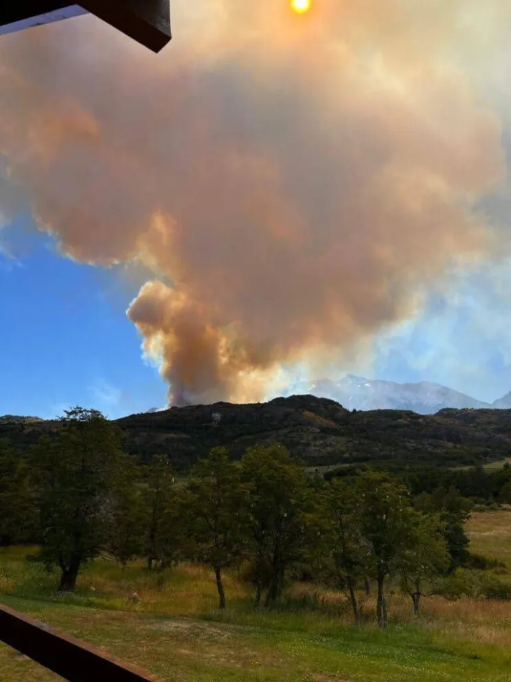 Incendio en Atilio Viglione ya afecta a más de mil hectáreas