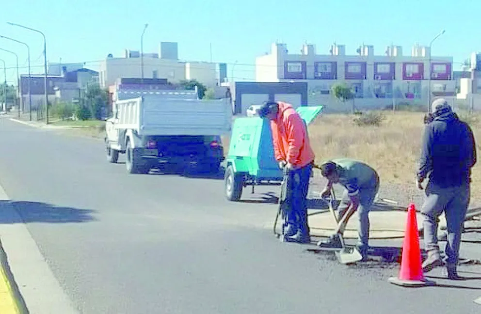 Obras Públicas avanza con el plan intensivo de bacheo en Playa Unión
