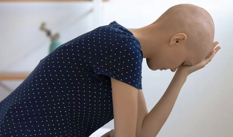 Según estudios, entre el 30% y el 50% de los pacientes con cáncer experimentan trastornos psicológicos significativos como ansiedad y depresión