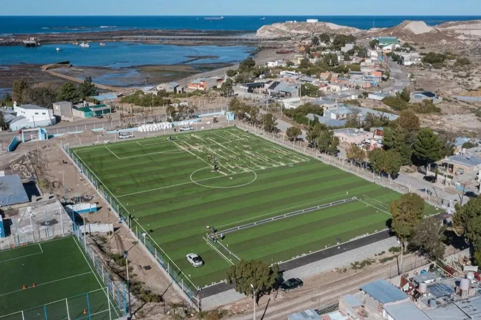 Caleta Córdova tiene como objetivo ampliar el SUM