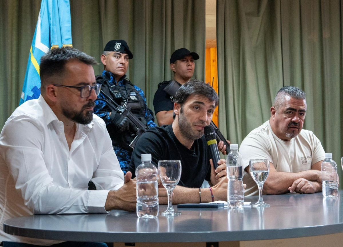 Esquel: Por los incendios en la zona cordillerana, declararon el estado de alerta ambiental