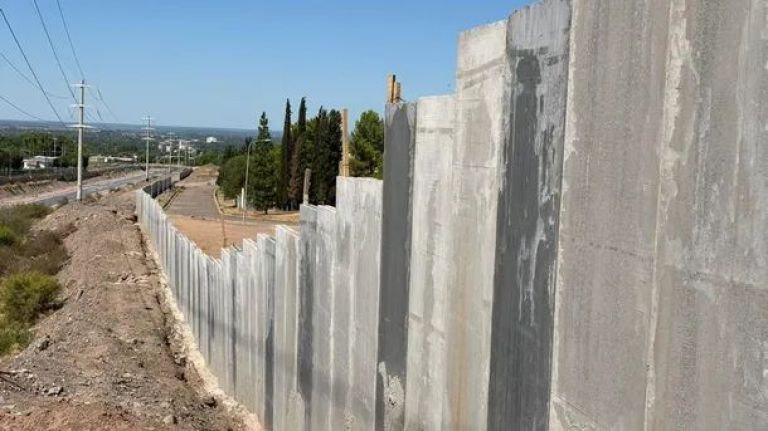 La Universidad de Cuyo construye un muro por los reiterados hechos de inseguridad