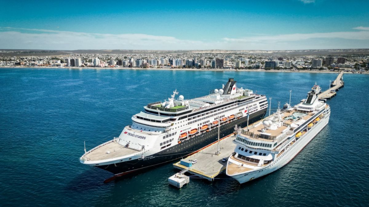 Dos cruceros amarraron en Puerto Madryn y permanecerán varios días en la ciudad