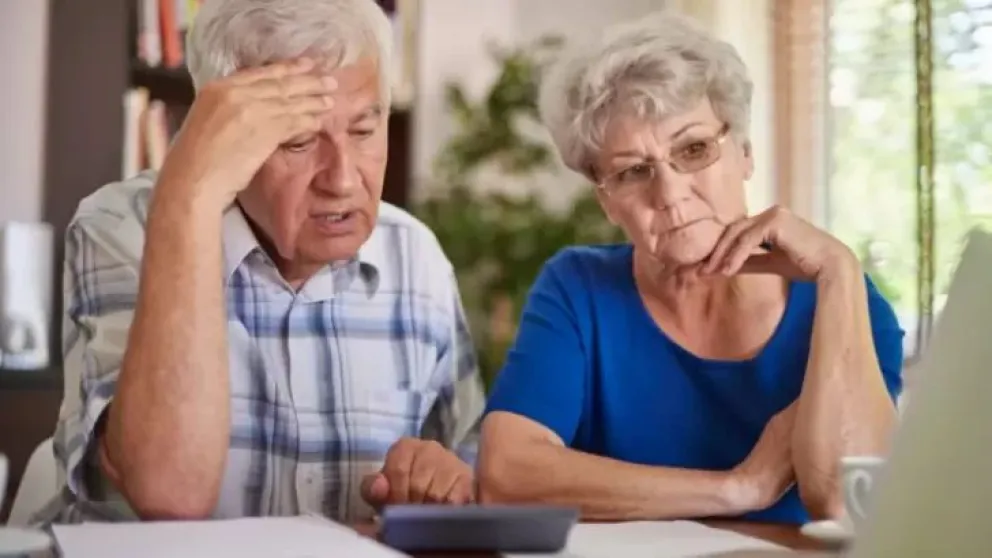 Milei le cierra la puerta a la jubilación sin 30 años de aportes