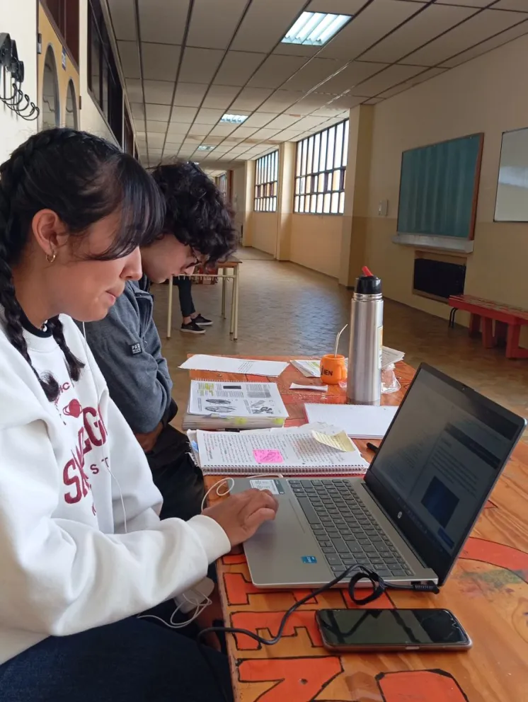 La UNPSJB habilitó un formulario online para estudiantes que perdieron documentación en los incendios de la Comarca