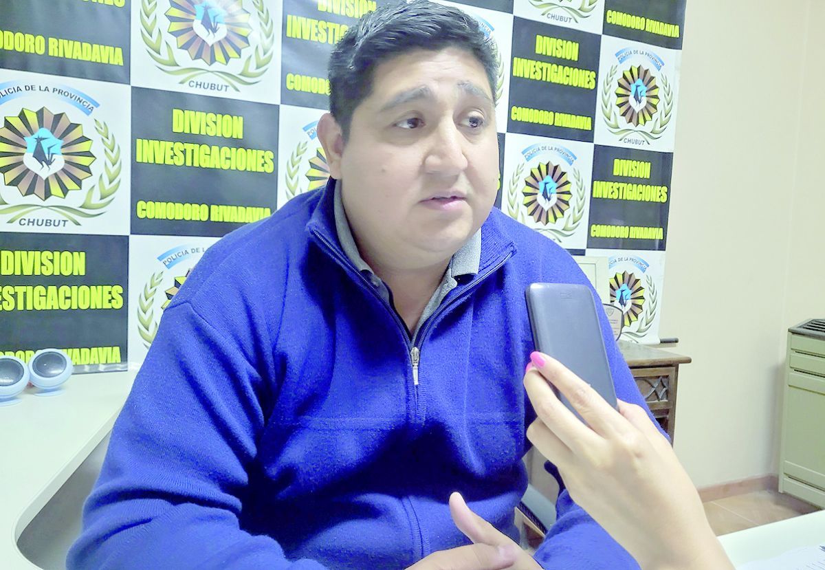 Por la tentativa de homicidio de Álvarez realizaron allanamientos y buscan establecer quién fue el autor