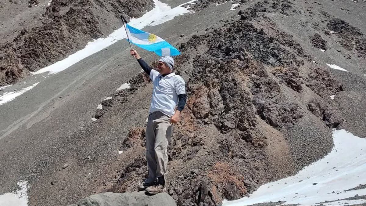 Mendoza: buscan a un abogado desaparecido mientras escalaba el cerro El Plata