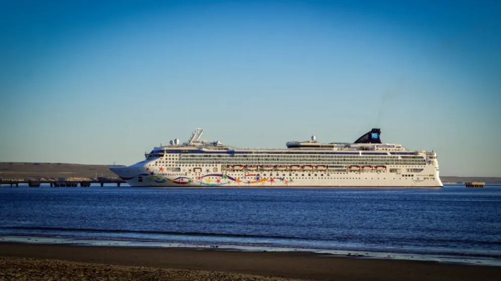En una exitosa temporada de cruceros el Norwegian Star arribó nuevamente a Puerto Madryn