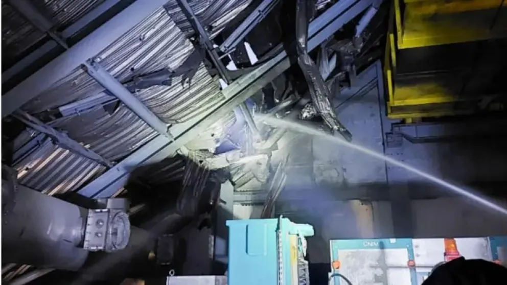 Ucrania acusa a Rusia de un ataque con dron sobre escudo de protección de Chernóbil