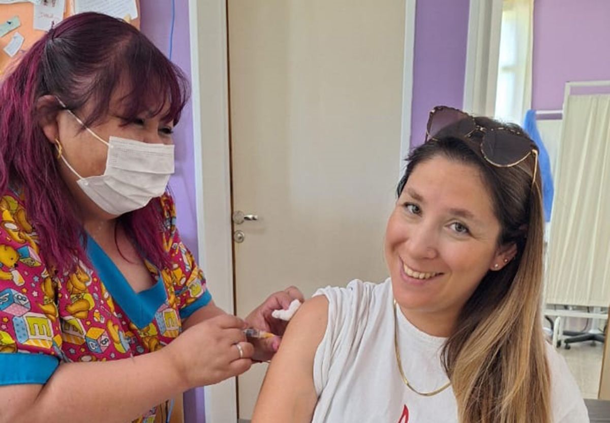 Avanza a buen ritmo la campaña de vacunación dirigida a embarazadas que busca proteger a sus bebés de la Bronquiolitis y la Neumonía