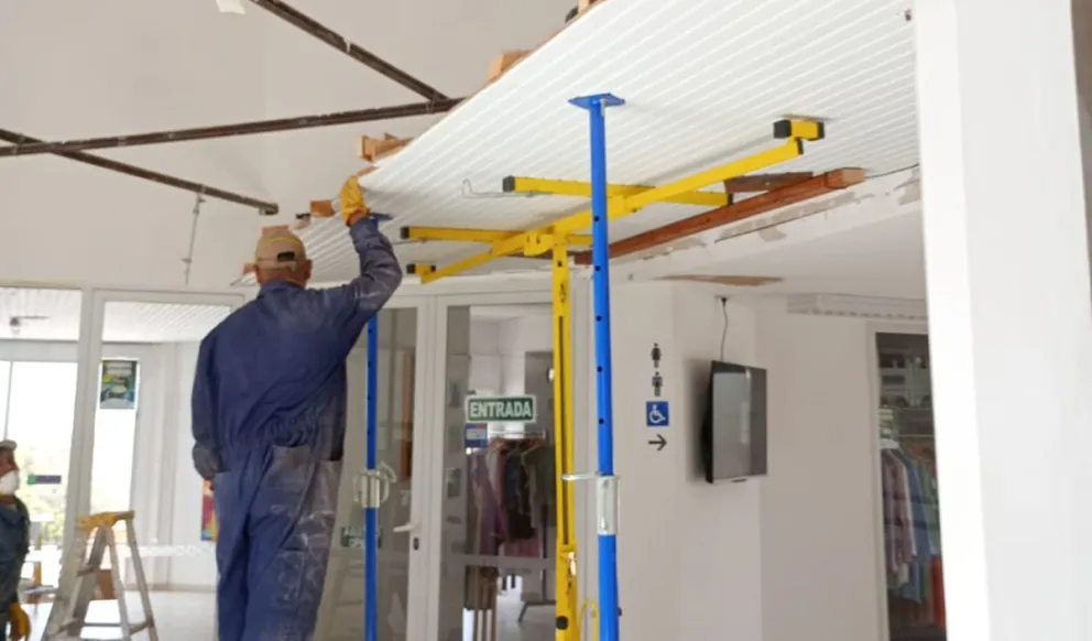 Avanzan obras de remodelación y acondicionamiento en importantes atractivos turísticos de Península Valdés