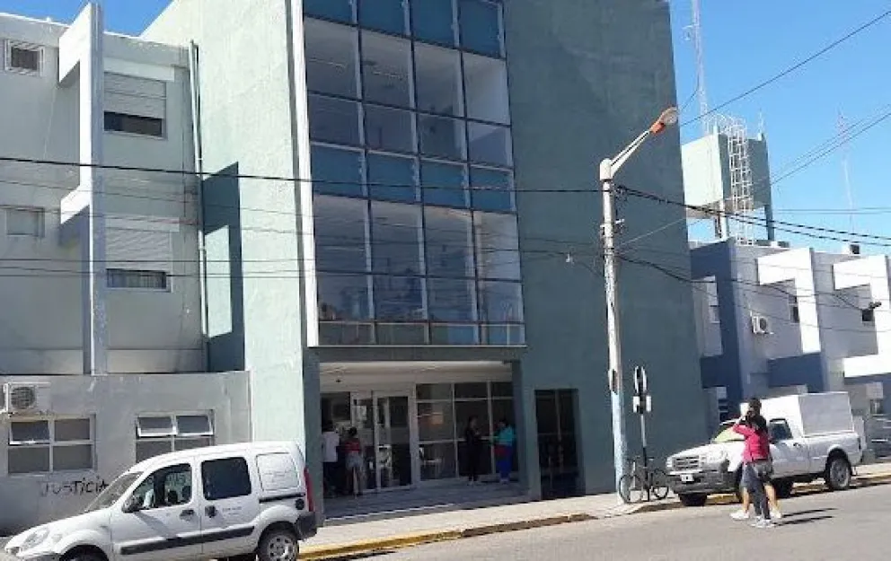 Trelew: a un hombre lo interceptaron en la calle y le dieron un tiro en la cabeza