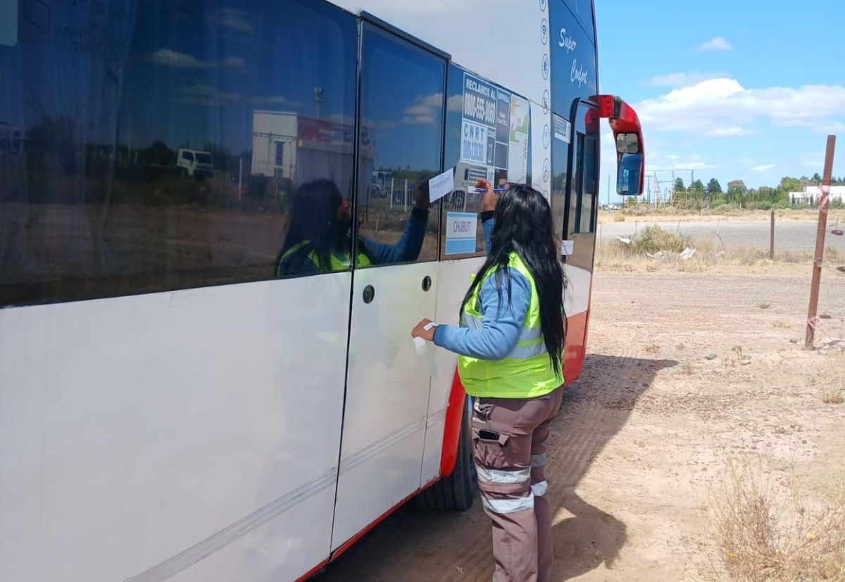 La CNRT detuvo un micro que transportaba menores sin estar en condiciones adecuadas