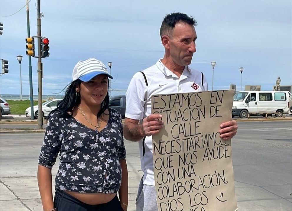 De la esperanza a la incertidumbre: les prometieron trabajo y terminaron viviendo en las calles de Comodoro