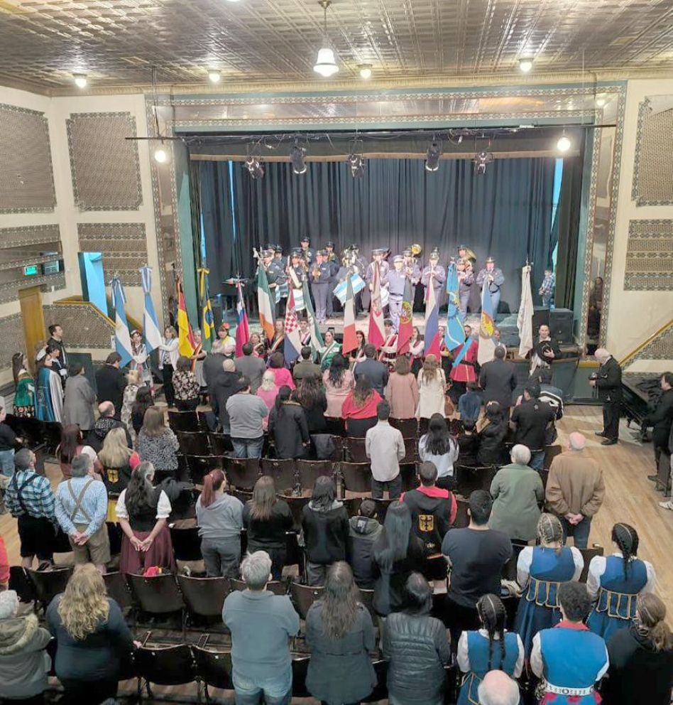 Inician las funciones en el Teatro de Astra con una sala totalmente renovada