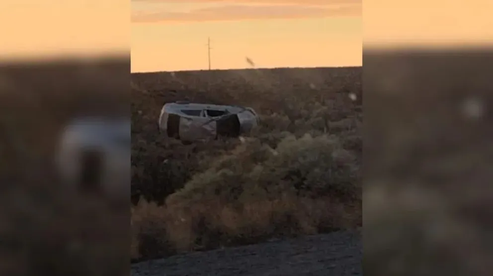 Una mujer murió tras volcar su auto en la Ruta 151