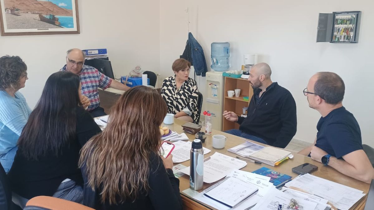 Funcionarios provinciales recorrieron instalaciones de Salud próximas a ponerse en funcionamiento en Comodoro Rivadavia