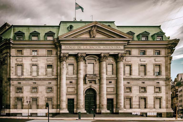 Tras la transformación del Banco Nación en S.A, la Asociación Bancaria se declara en estado de alerta