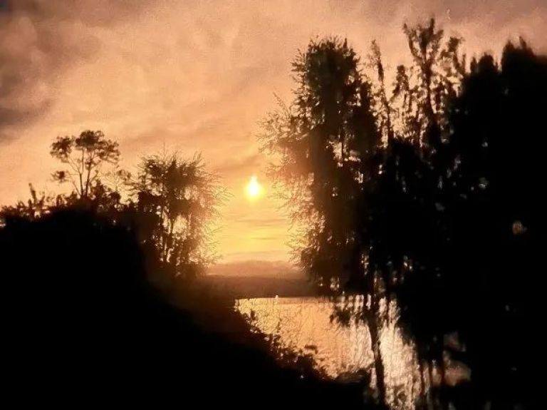 San Carlos de Bariloche: apareció un bólido e iluminó el cielo