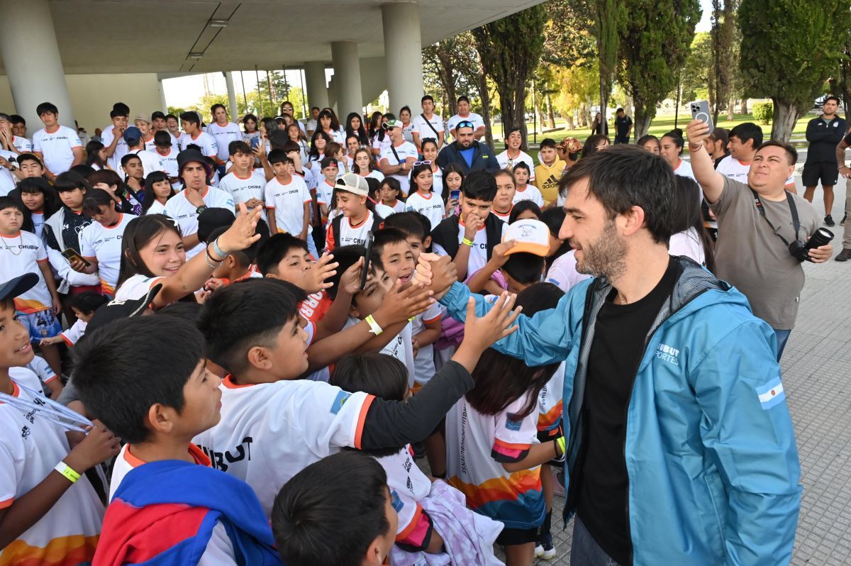 Torres recibió a los 620 jóvenes que participan en los Juegos Comunales 2025