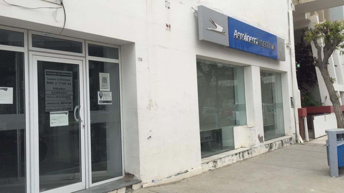 Cierre total de la sede de Aerolíneas Argentinas en Comodoro Rivadavia
