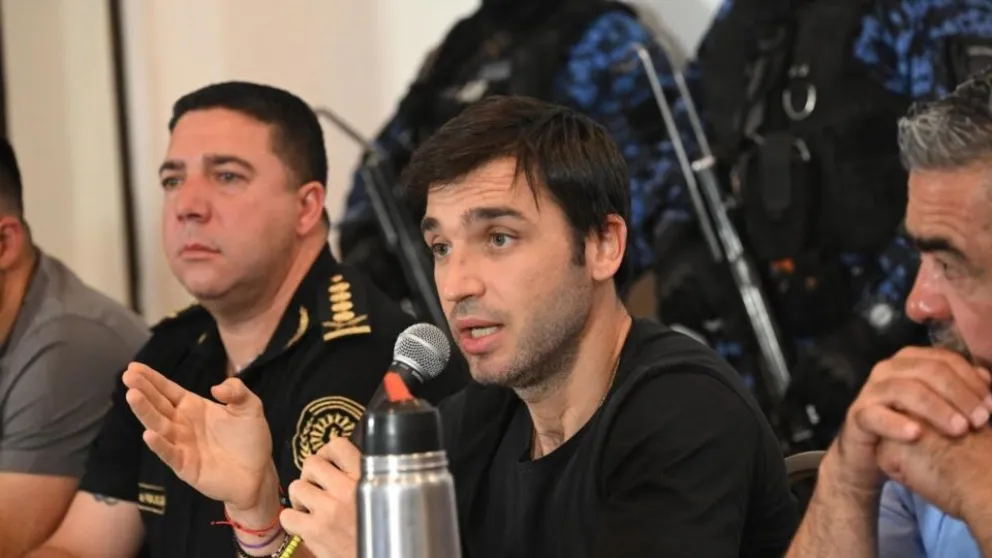 Torres sobre los presos de Chubut: "van a tener que devolver el costo que implican"