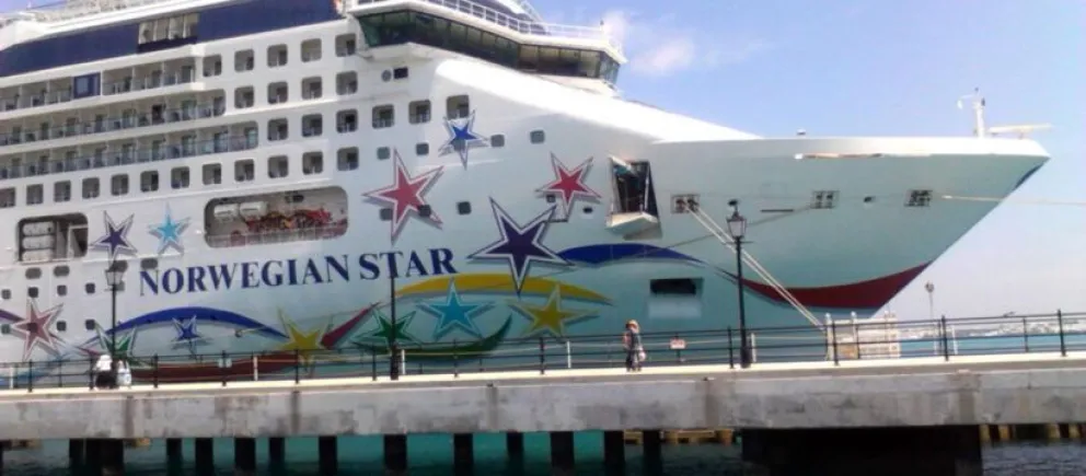 Histórico inicio de travesía de un crucero desde Ushuaia