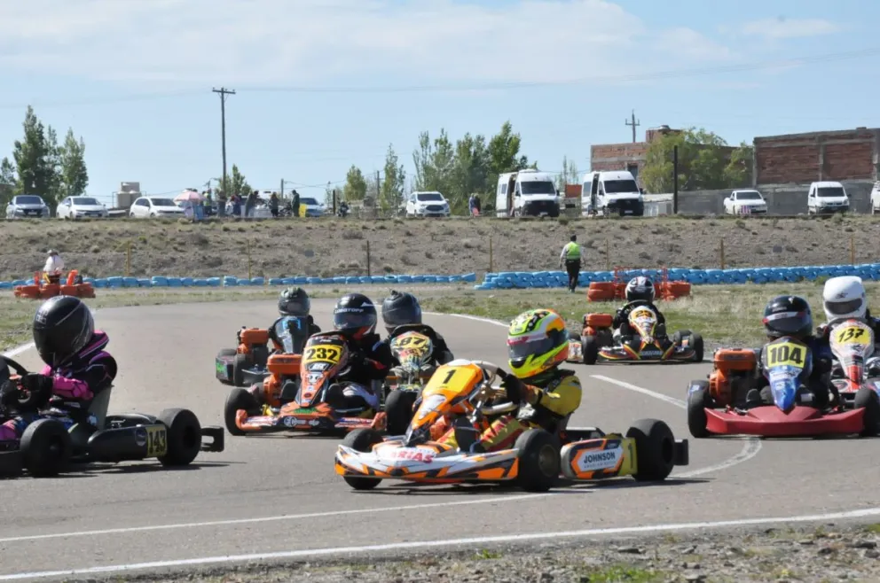 El Karting palpita su primera carrera del año