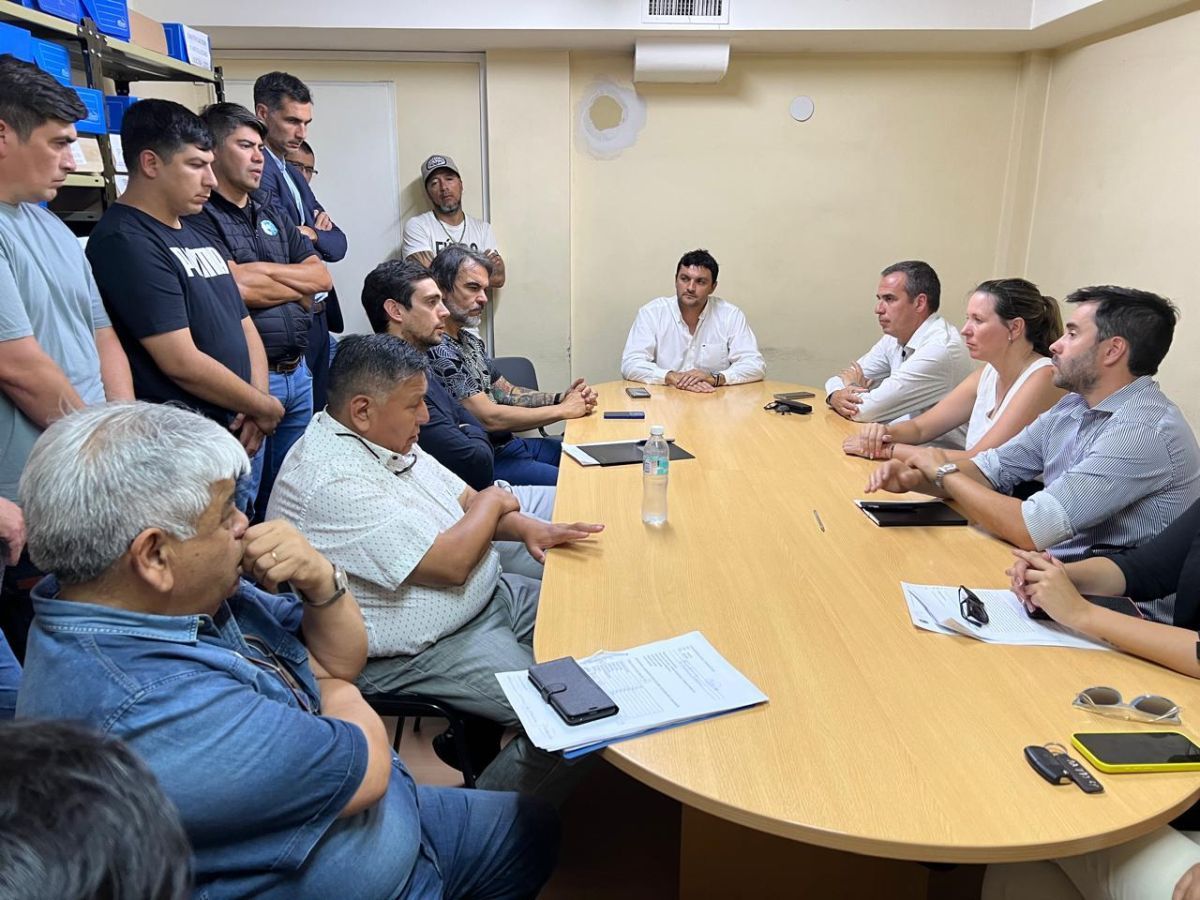 El gobierno dictó la conciliación obligatoria y frenó los despidos de Halliburton