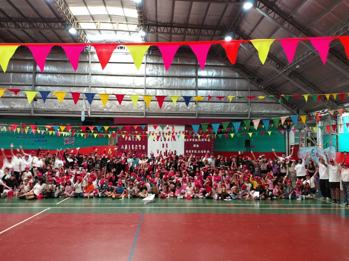 Verano 2025: PAE acompañó una nueva edición de Patio Abierto en Comodoro y sumó su apoyo a las colonias de Sarmiento