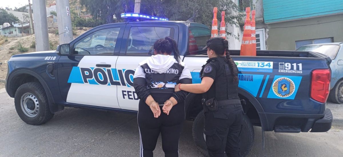 La Federal detuvo en Comodoro a una mujer con pedido de captura por tráfico de estupefacientes
