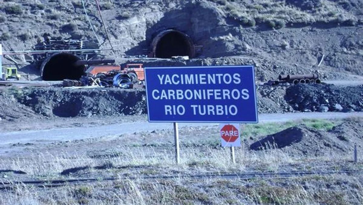 Javier Milei decretó que transforma Yacimiento Carbonífero de Río Turbio en una Sociedad Anónima