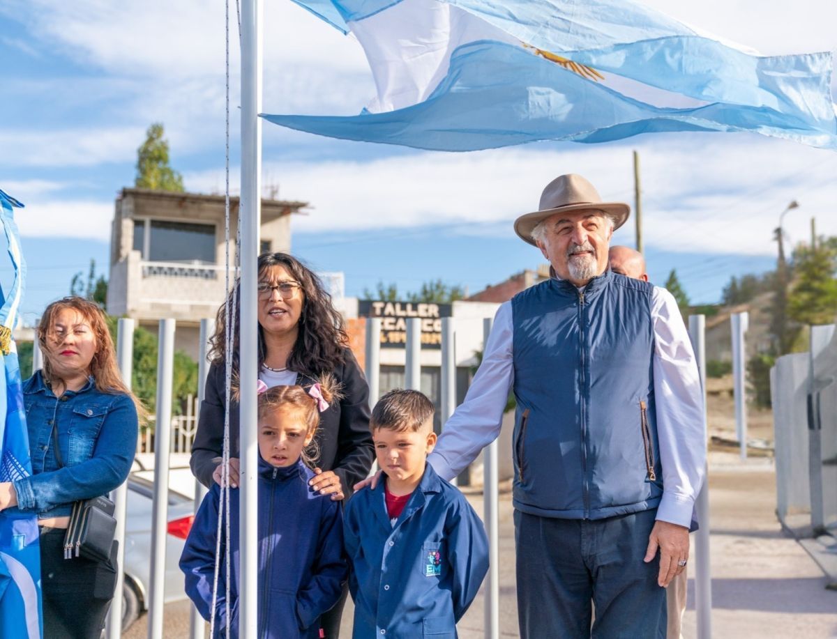 Othar dio inicio al ciclo lectivo en la Escuela Municipal