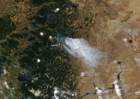 Incendio en Parque Lanín: la NASA capturó el trayecto del humo desde el espacio