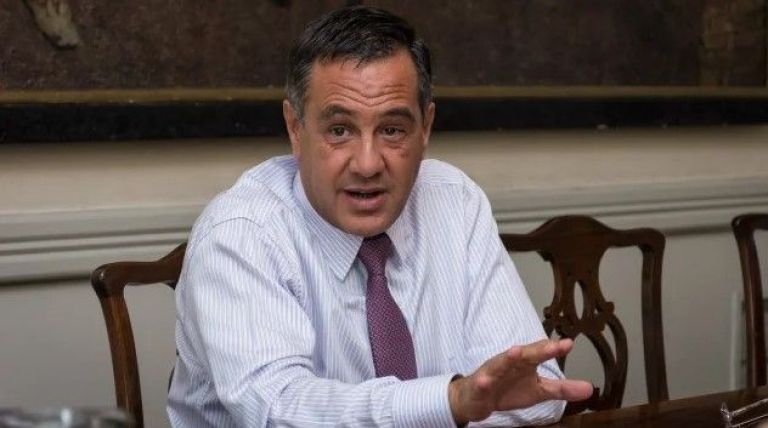 "CTERA es el gran tumor de la educación argentina": diputado del PRO impulsa ley para declarar a la educación como servicio esencial