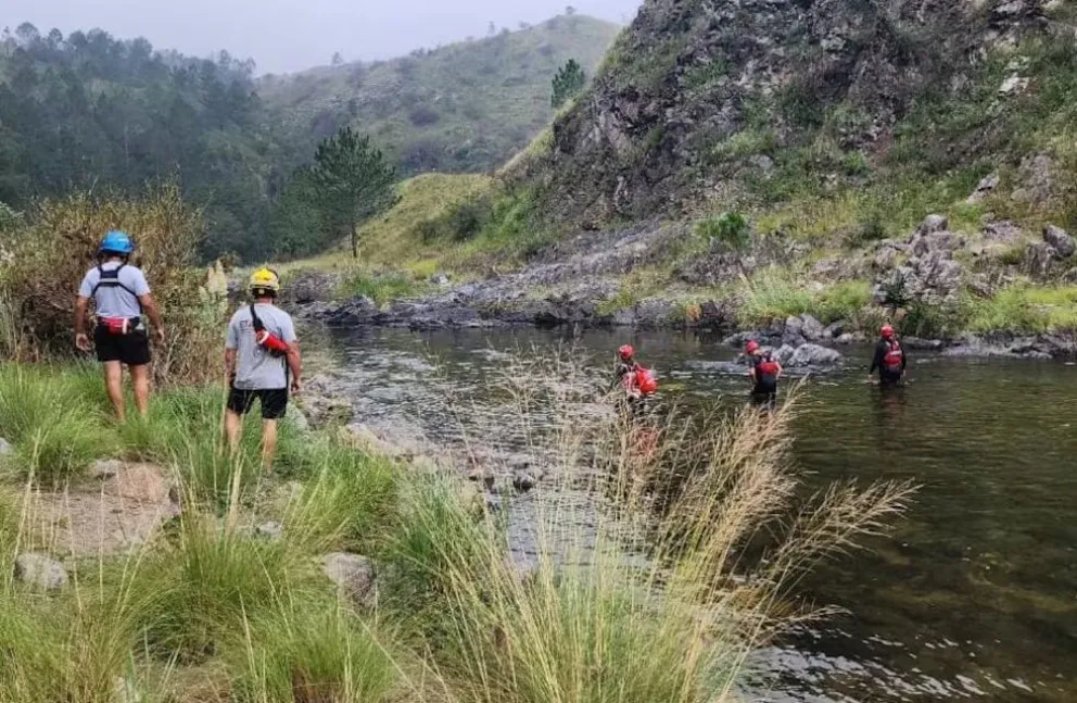 Creían que se había ahogado en un río, pero lo encontraron en un bar
