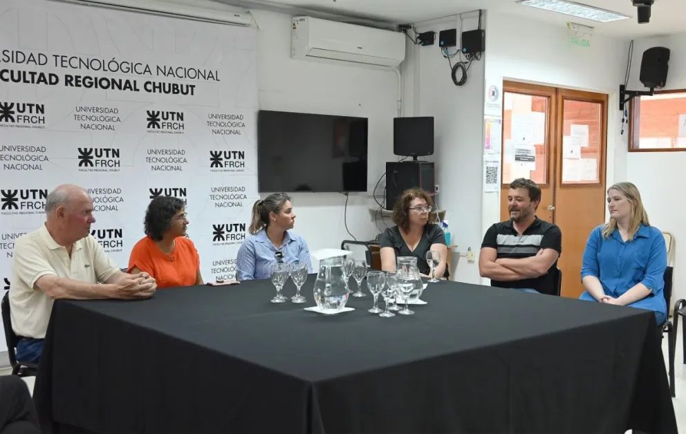 Provincia participó de Jornada sobre Acuicultura y Macroalgas en la UTN Chubut