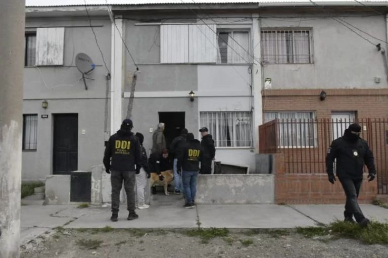 Santa Cruz: asistían a una mujer descompensada y hallaron más de tres kilos de marihuana en su casa