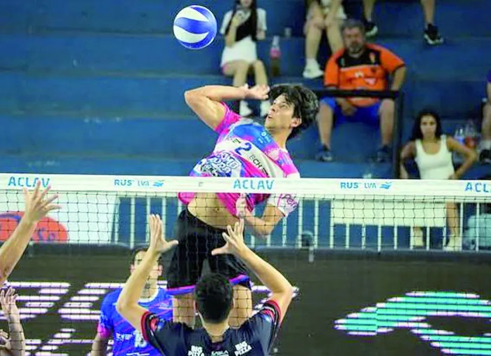 Dos jugadores de Waiwen en el equipo ideal