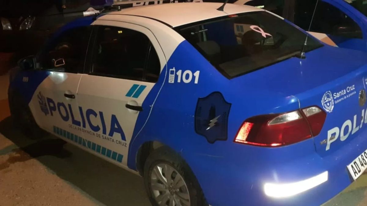 Motochorros atacaron a un vecino en Caleta Olivia y le dispararon en plena calle