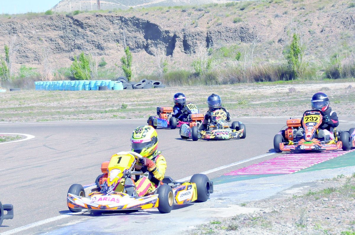 El karting se prepara para abrir la temporada