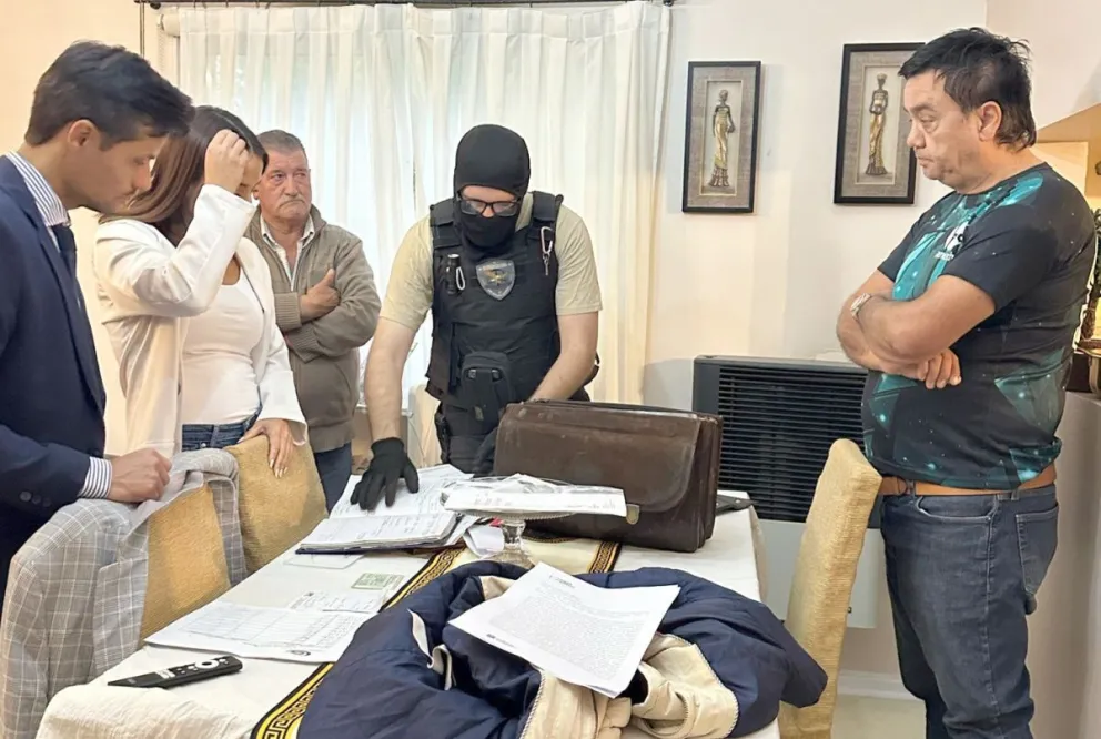 Conocido médico quedó detenido por falsificación de firmas para certificados de licencia de conducir