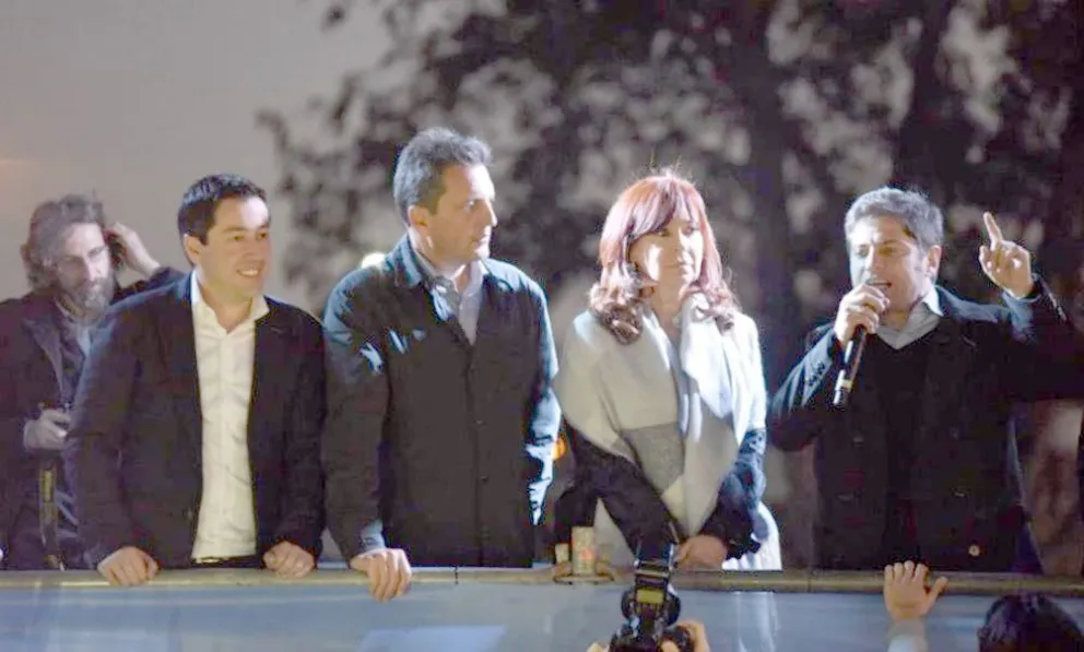 Cristina y Massa cierran filas con Kicillof y acusan a Milei de buscar un golpe institucional