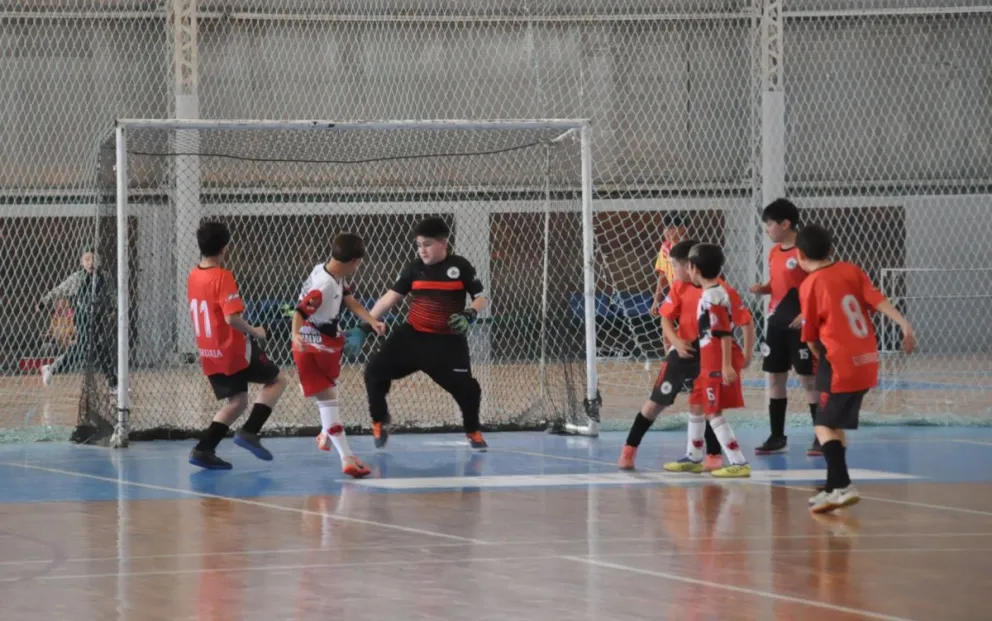 Hace su presentación la categoría C-13