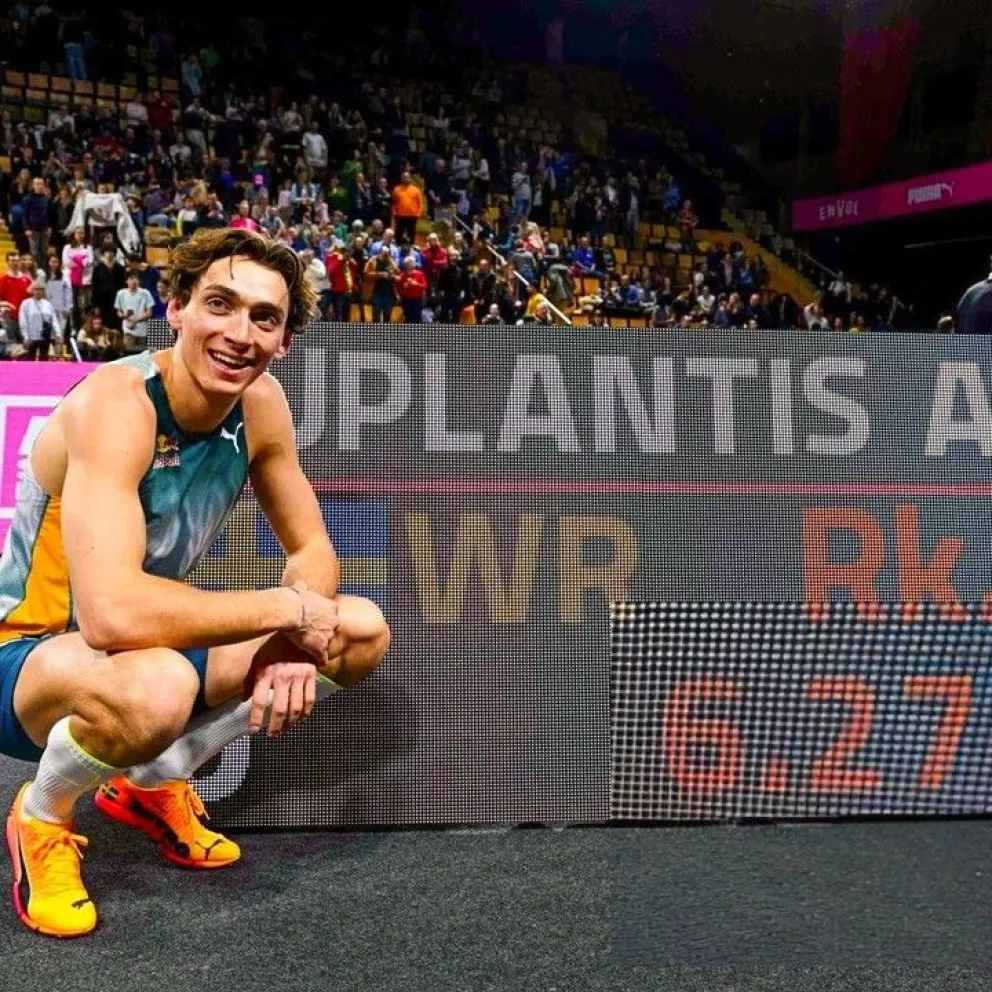 Armand Duplantis volvió hacer historia en salto con garrocha