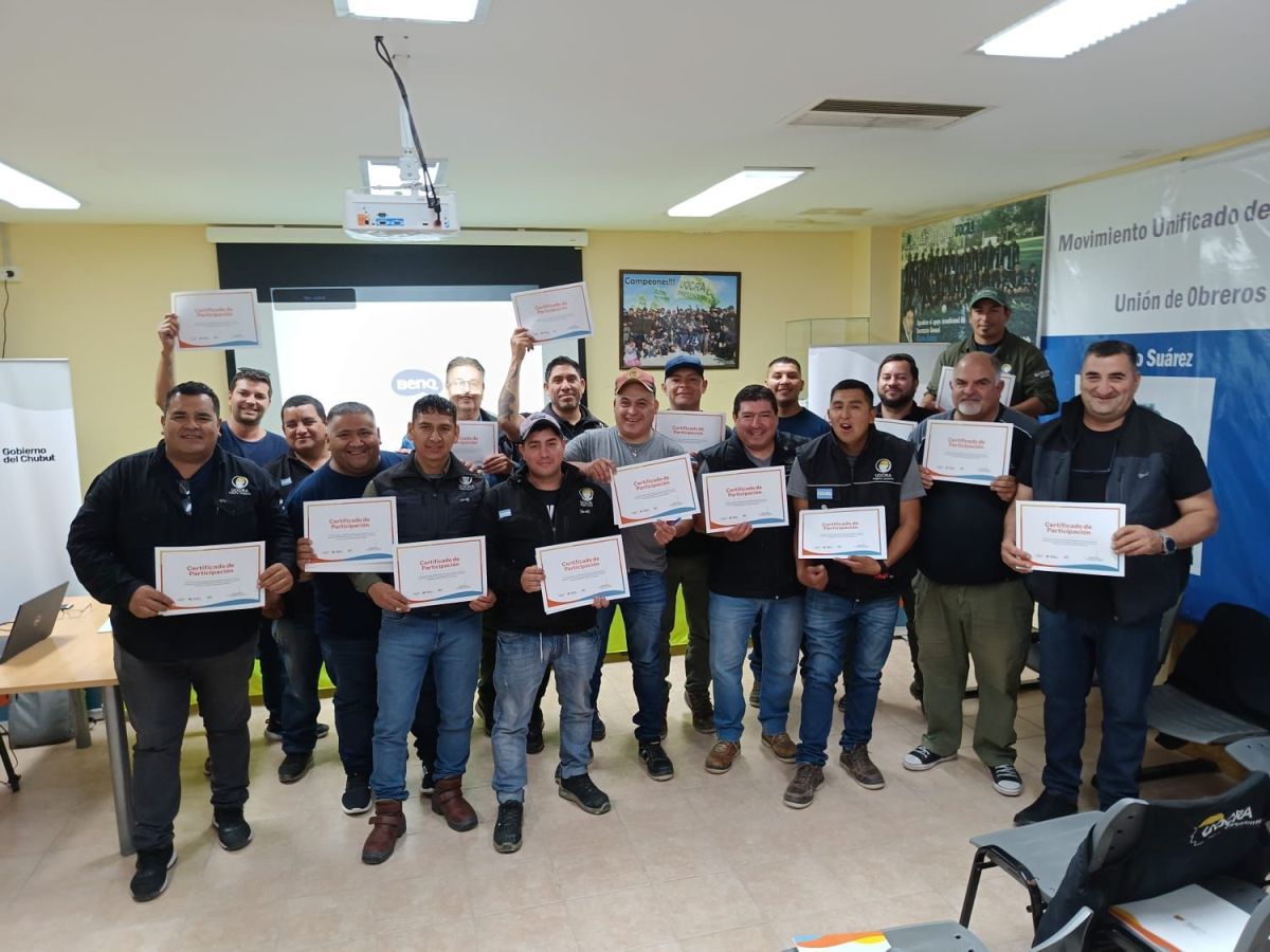 Puerto Madryn: el Gobierno de Chubut dictó curso sobre seguridad en altura para trabajadores metalúrgicos y de la construcción