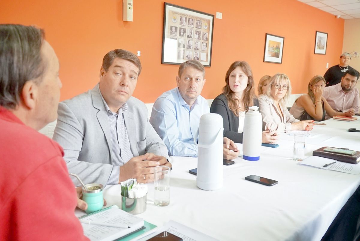 La Municipalidad y la Cámara de Comercio trabajan en mejoras para el sector comercial de Rawson