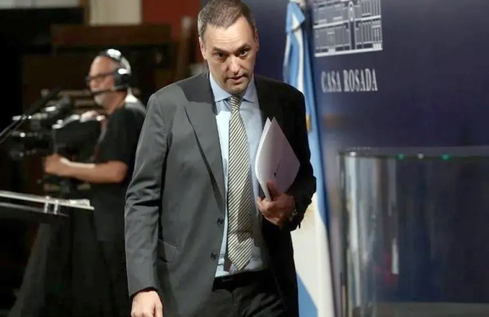 Adorni confirmó que se apunta a cerrar un nuevo acuerdo con el FMI en el primer cuatrimestre del 2025